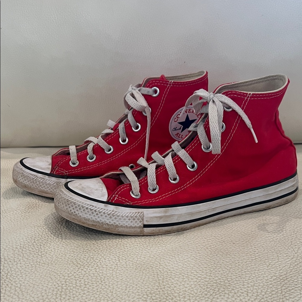 Converse Red Canvas High-Tops Women’s size 8, Men’s size 6